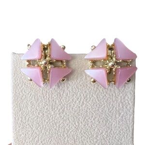 Vintage Pink Thermoset Pinwheel Geometric Gold Tone Clip On Earrings